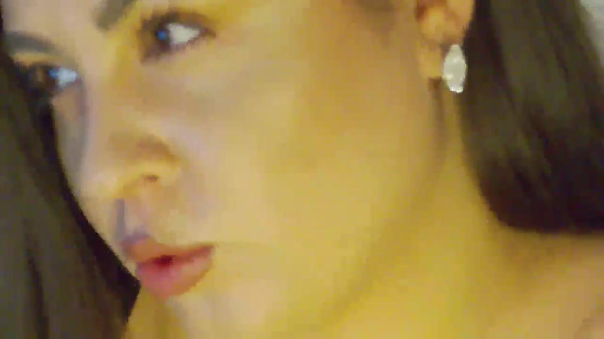 Gallery image thumbnail from NotVanilla's myfreecams stream on, 11/17/2025, 03:58 image 3 of 20