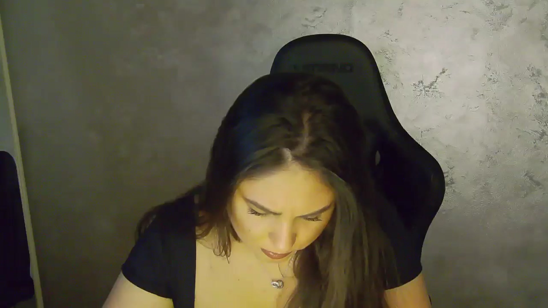 Gallery image thumbnail from NotVanilla's myfreecams stream on, 11/19/2025, 24:29 image 5 of 20