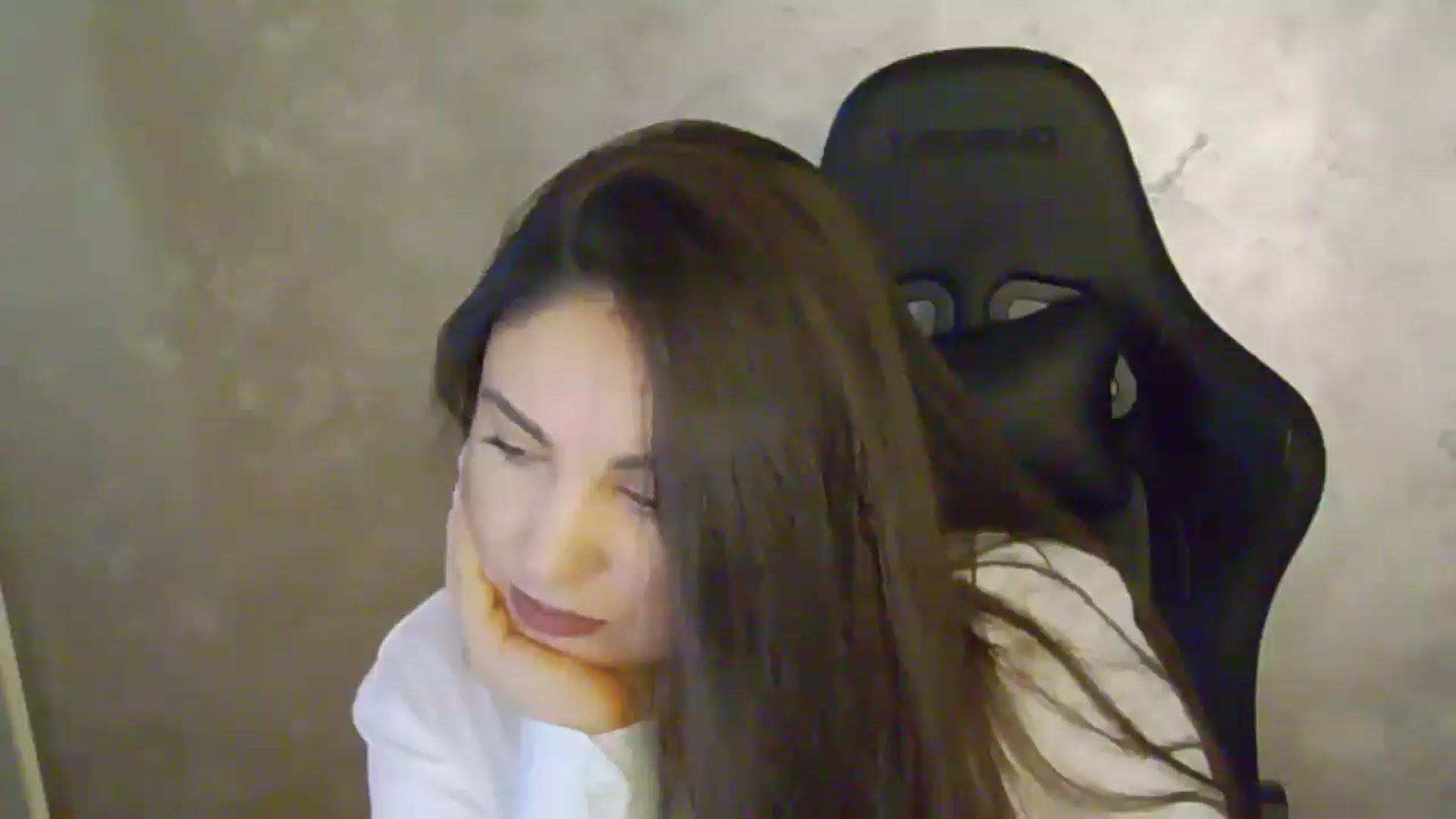 Gallery image thumbnail from NotVanilla's myfreecams stream on, 11/20/2025, 24:01 image 19 of 20