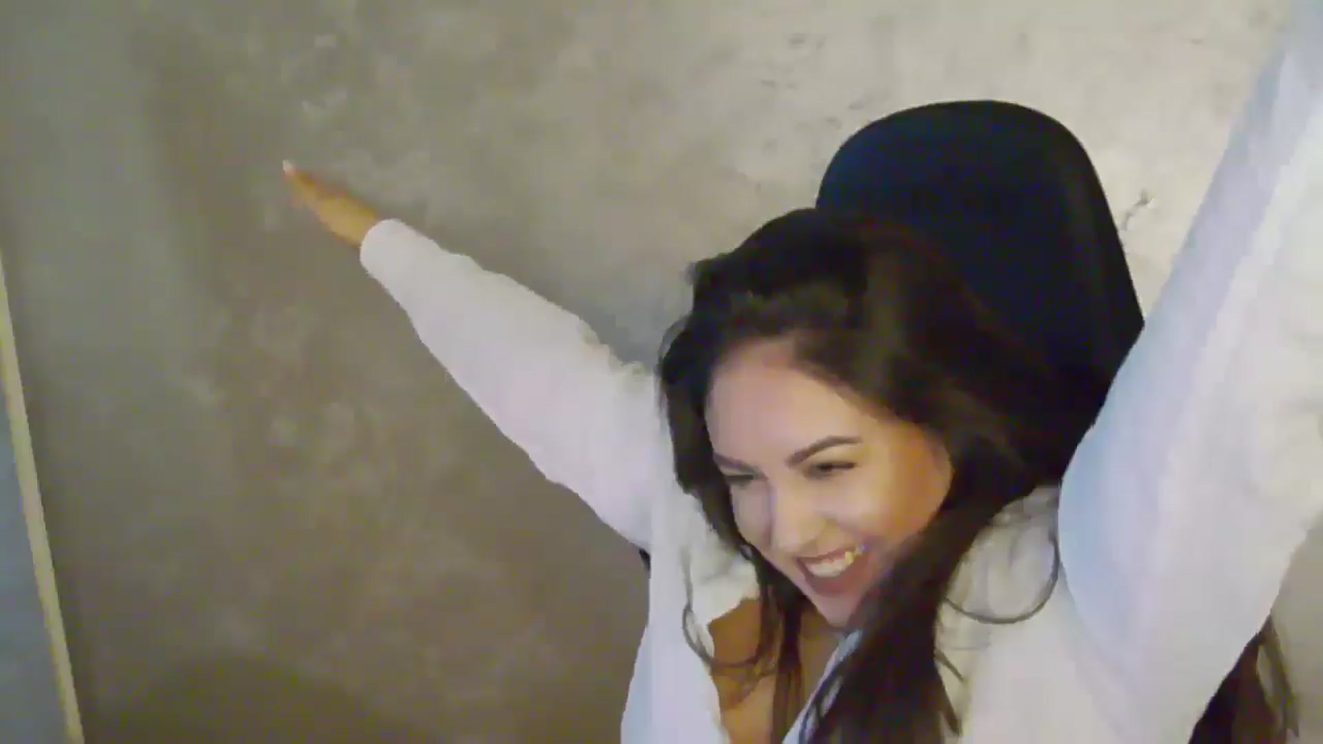 Gallery image thumbnail from NotVanilla's myfreecams stream on, 11/20/2025, 24:48 image 9 of 20