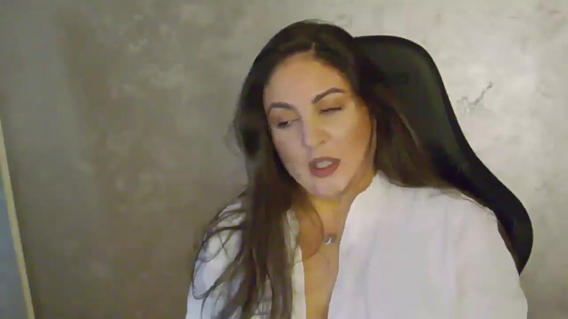 Gallery image thumbnail from NotVanilla's myfreecams stream on, 11/20/2025, 24:48 image 17 of 20