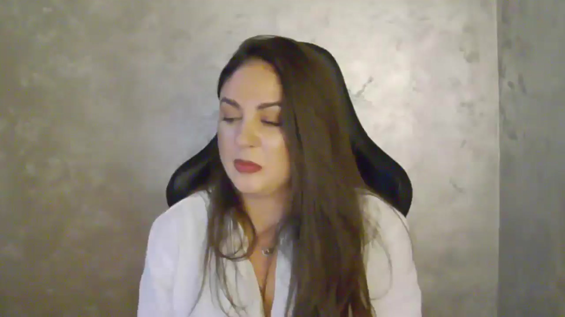 Gallery image thumbnail from NotVanilla's myfreecams stream on, 11/20/2025, 03:58 image 13 of 20