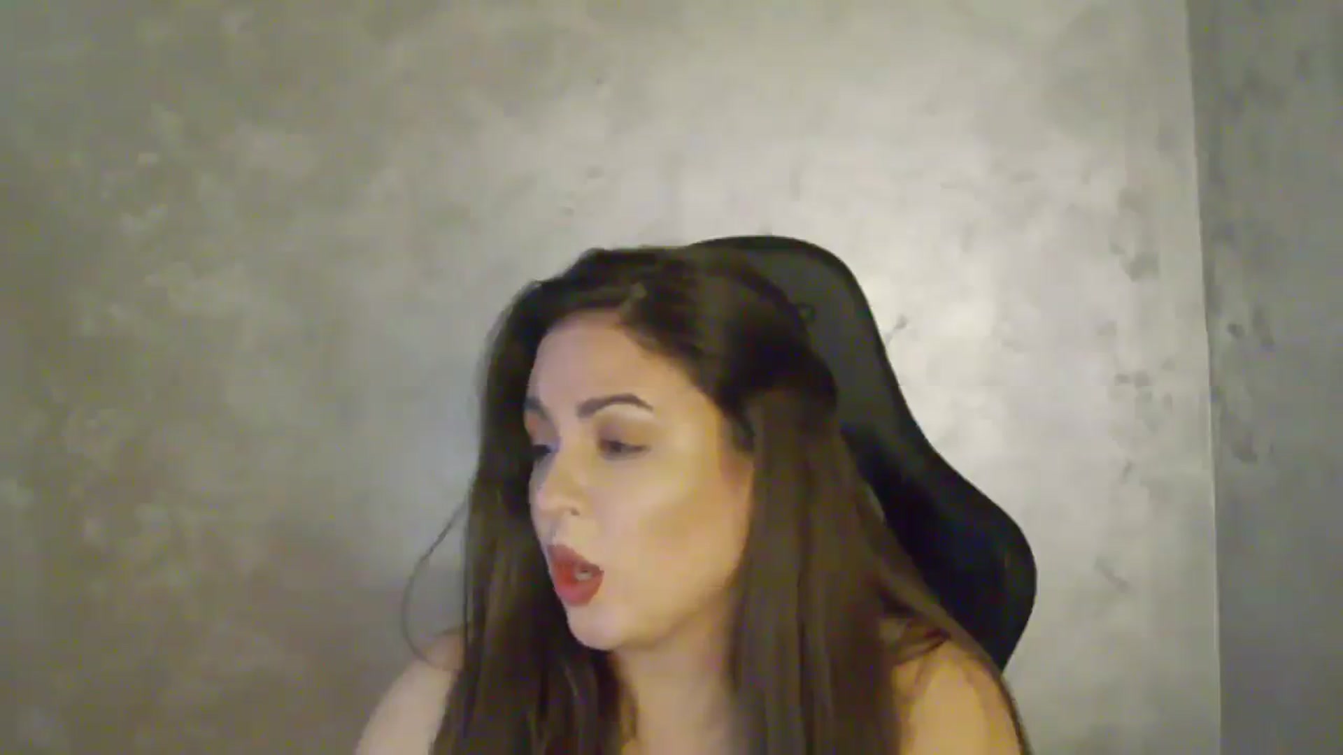 Gallery image thumbnail from NotVanilla's myfreecams stream on, 11/20/2025, 04:32 image 14 of 20