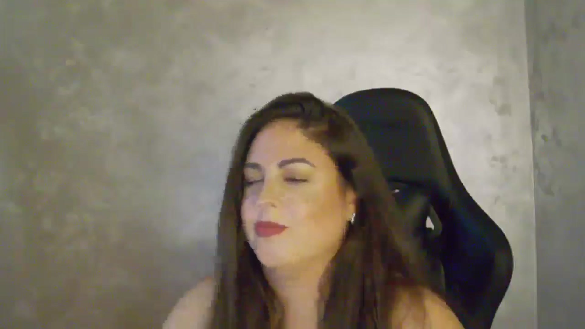 Gallery image thumbnail from NotVanilla's myfreecams stream on, 11/20/2025, 04:32 image 19 of 20