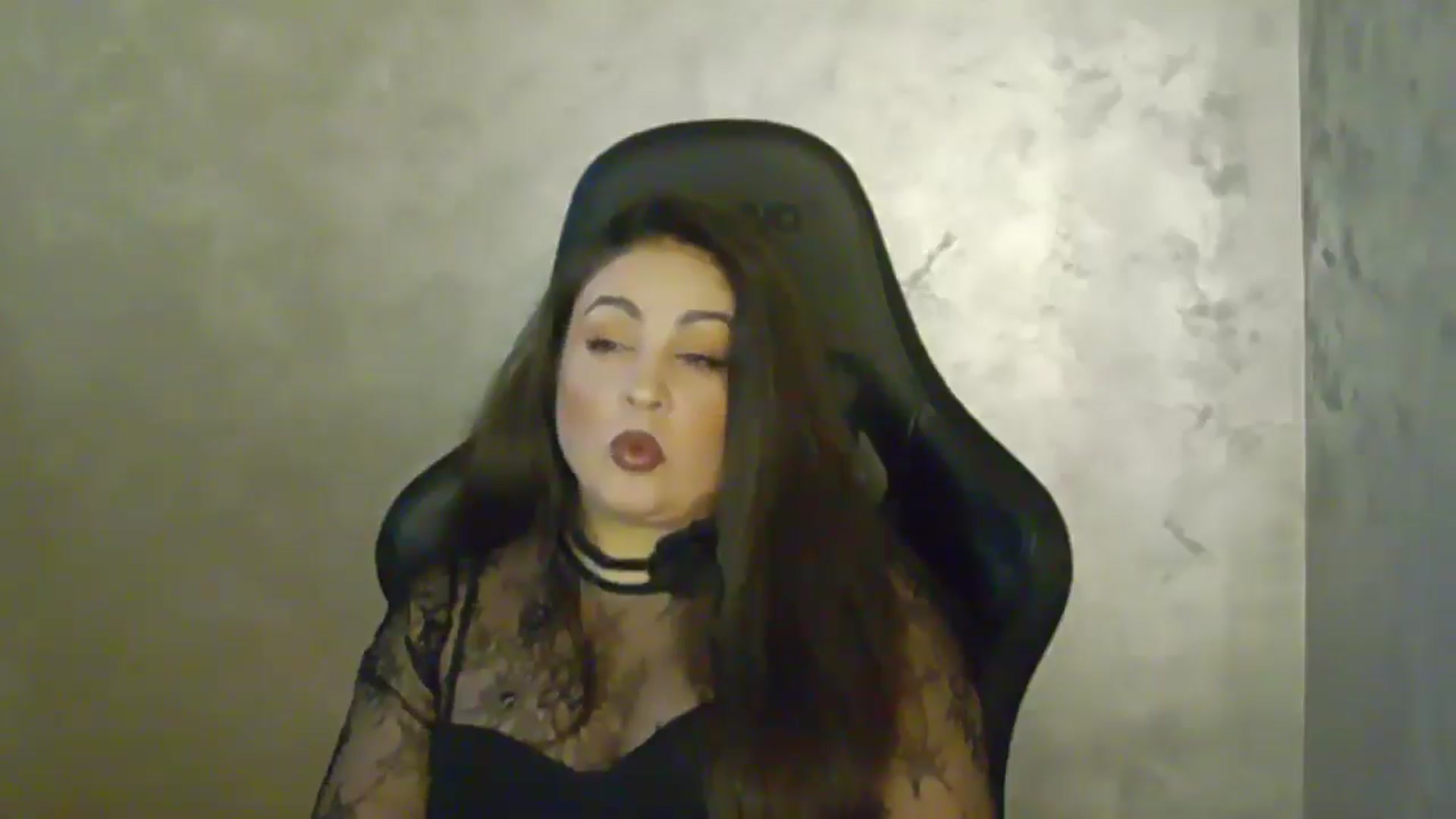 Gallery image thumbnail from NotVanilla's myfreecams stream on, 11/24/2025, 24:14 image 6 of 20