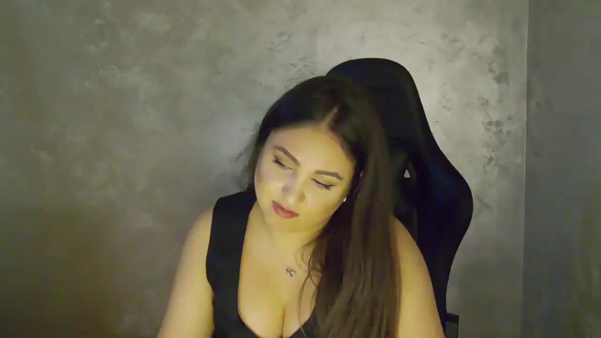 Gallery image thumbnail from NotVanilla's myfreecams stream on, 11/27/2025, 01:58 image 15 of 20