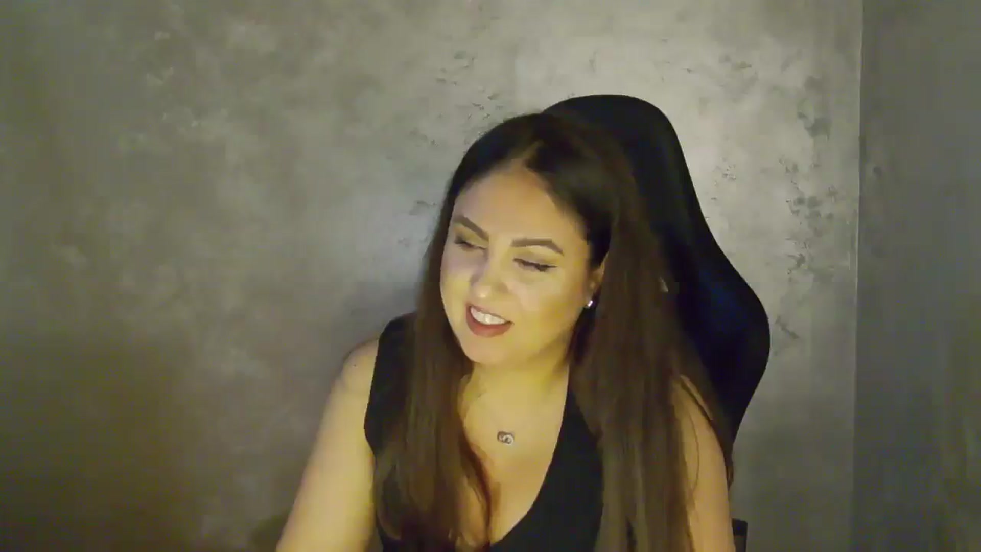 Gallery image thumbnail from NotVanilla's myfreecams stream on, 11/27/2025, 01:58 image 7 of 20