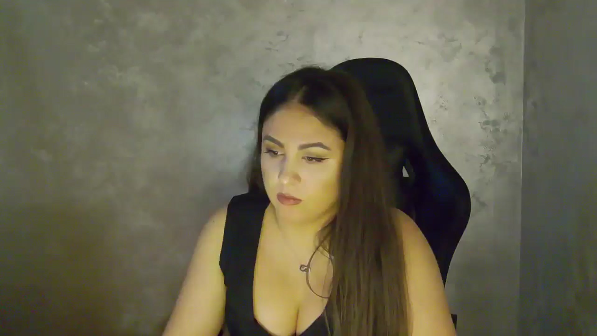 Gallery image thumbnail from NotVanilla's myfreecams stream on, 11/27/2025, 01:58 image 14 of 20