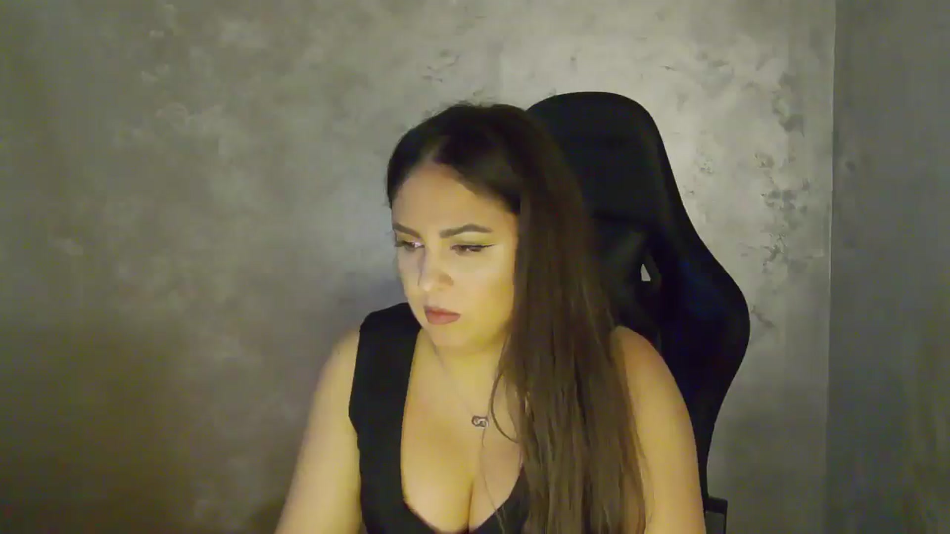 Gallery image thumbnail from NotVanilla's myfreecams stream on, 11/27/2025, 01:58 image 12 of 20