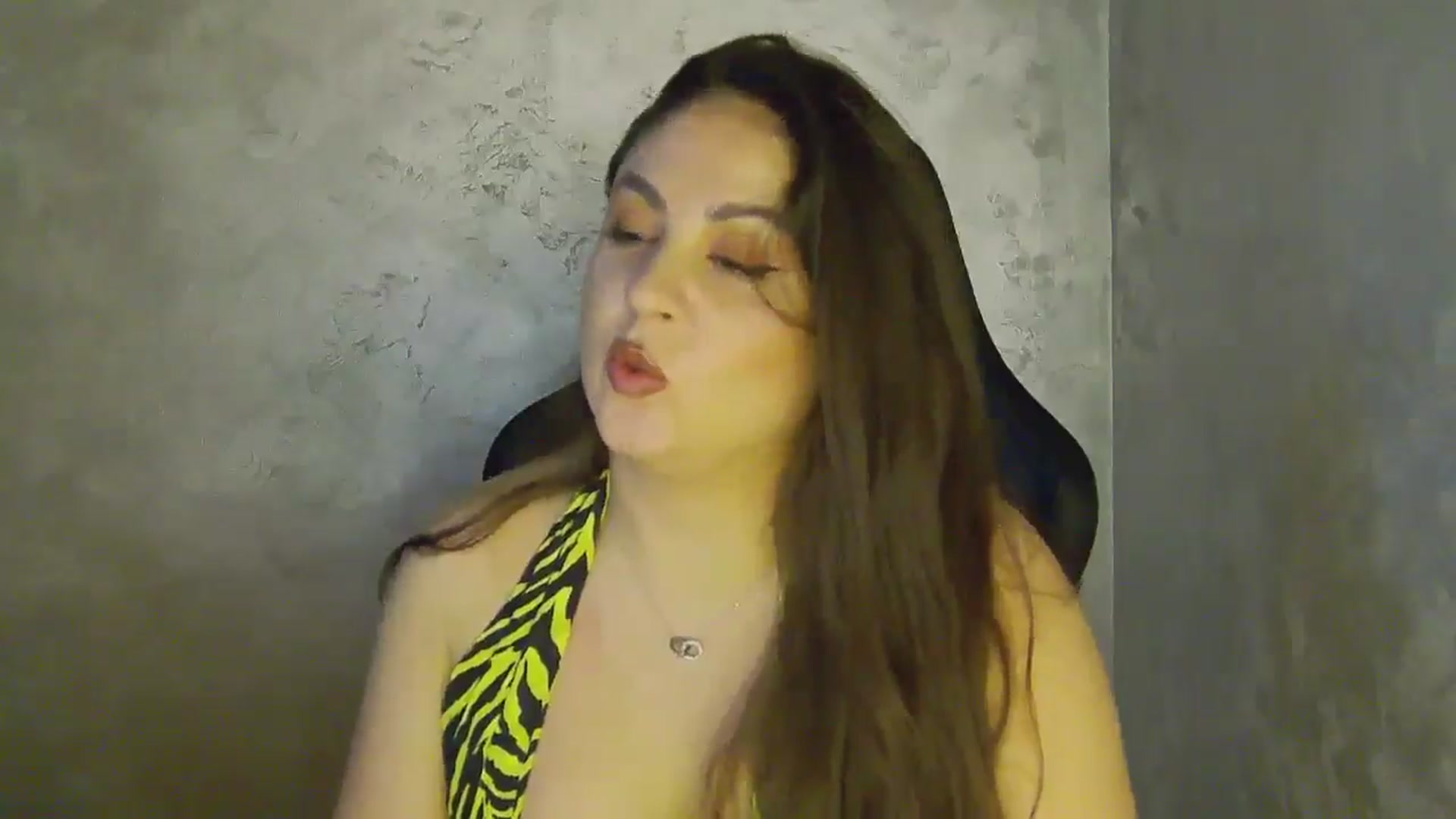 Gallery image thumbnail from NotVanilla's myfreecams stream on, 11/28/2025, 24:45 image 3 of 20