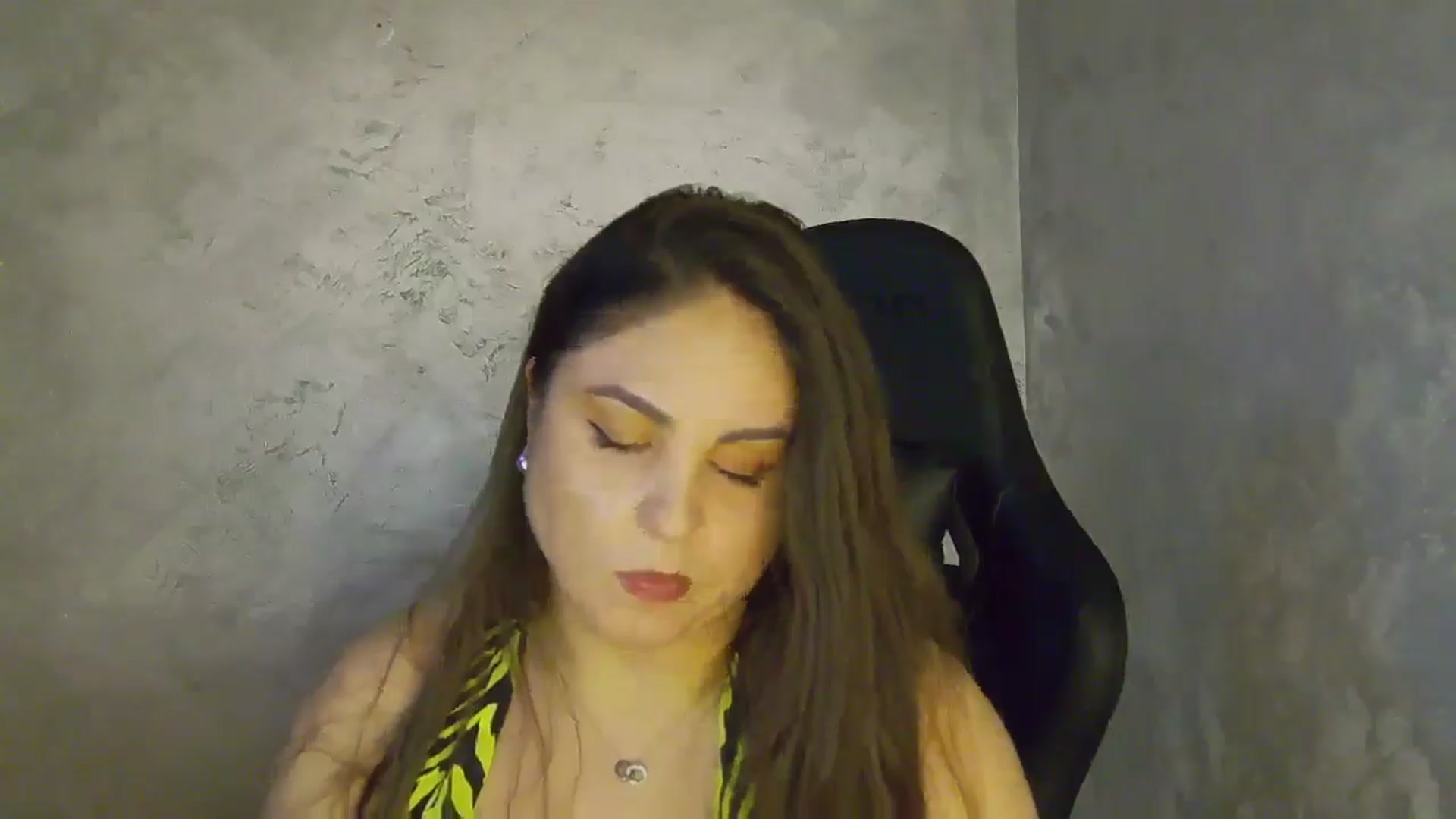 Gallery image thumbnail from NotVanilla's myfreecams stream on, 11/28/2025, 01:03 image 13 of 20
