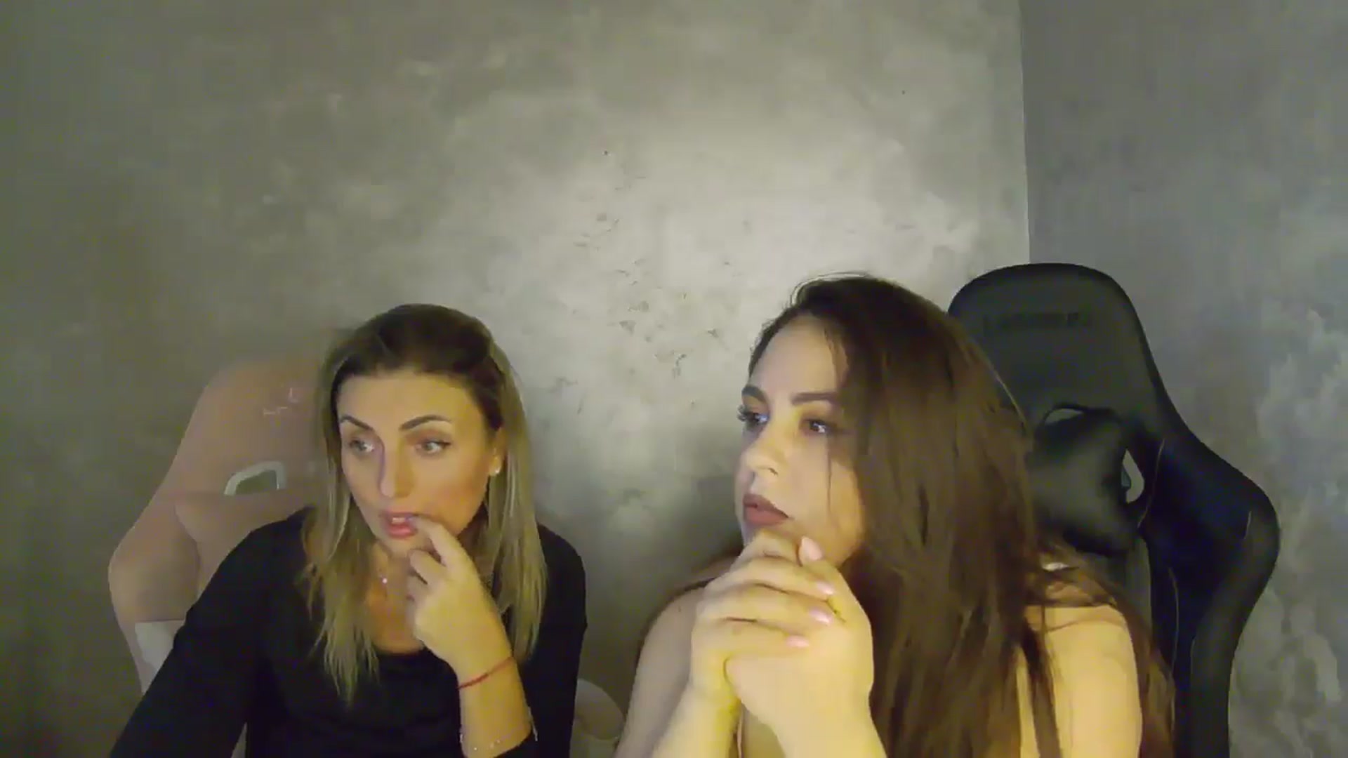 Gallery image thumbnail from NotVanilla's myfreecams stream on, 11/28/2025, 07:17 image 16 of 20