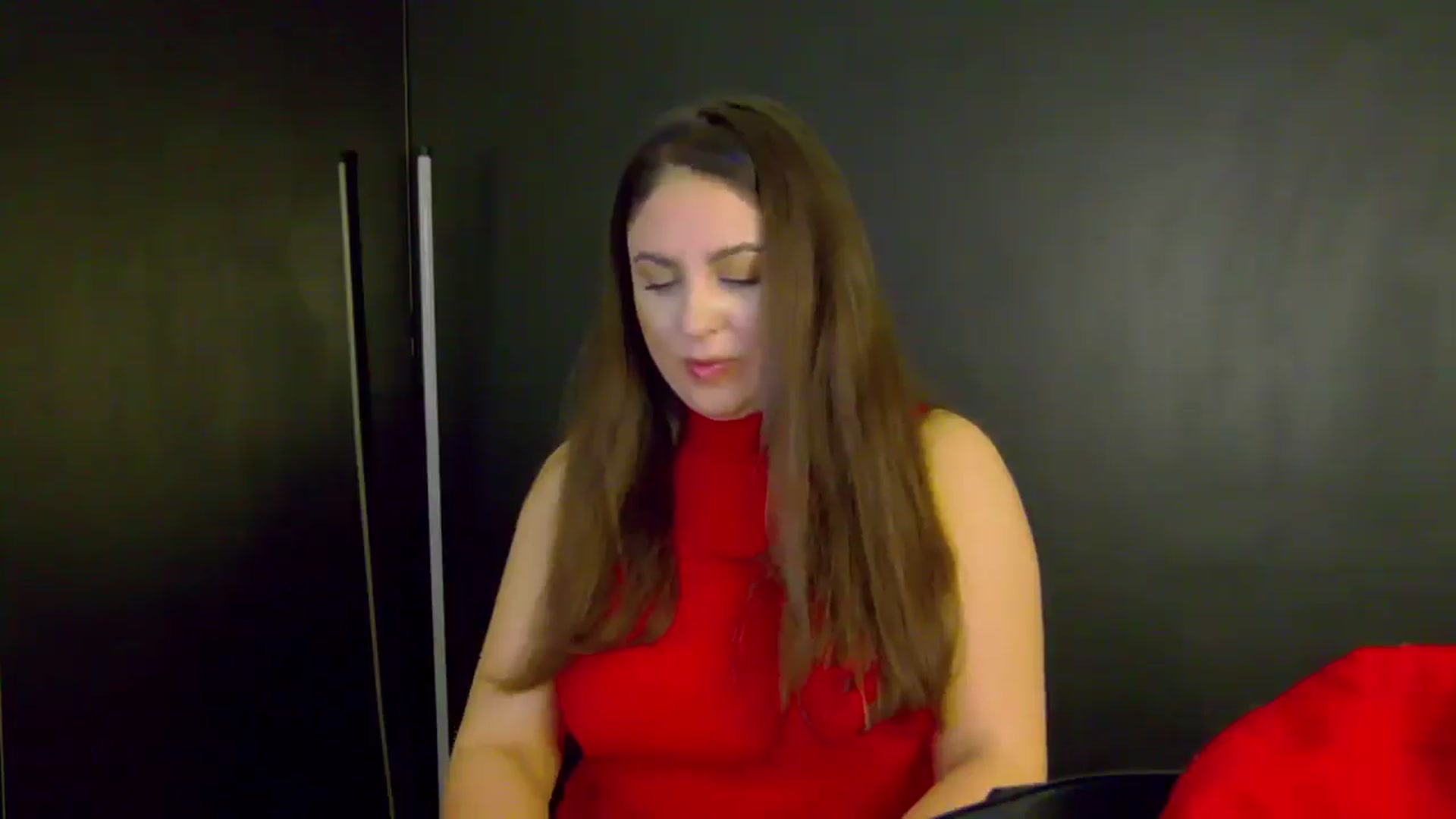 Gallery image thumbnail from NotVanilla's myfreecams stream on, 12/01/2025, 03:14 image 19 of 20