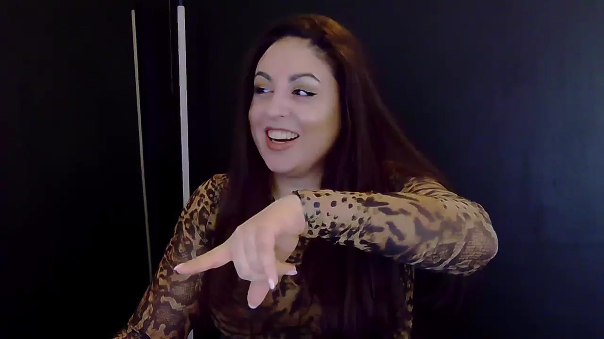 Gallery image thumbnail from NotVanilla's myfreecams stream on, 12/02/2025, 24:46 image 6 of 20