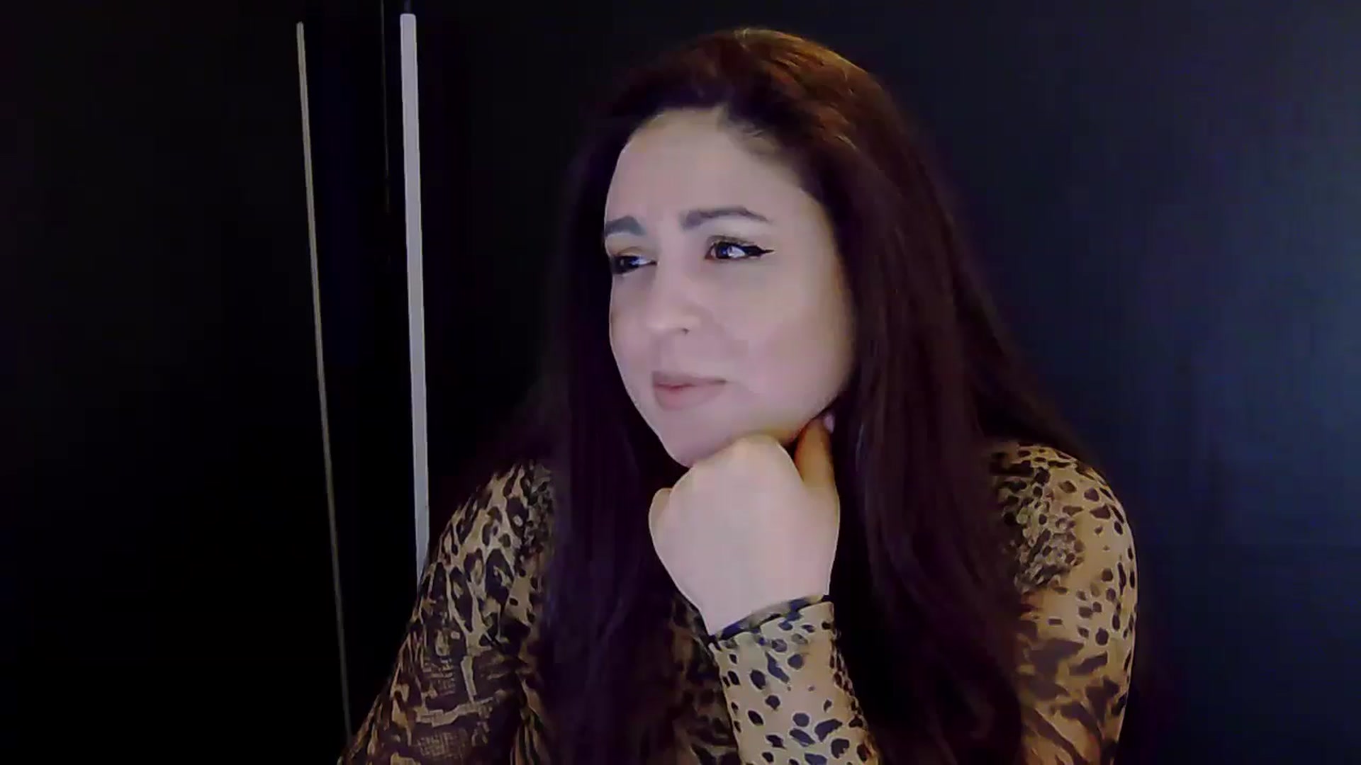 Gallery image thumbnail from NotVanilla's myfreecams stream on, 12/02/2025, 24:46 image 8 of 20