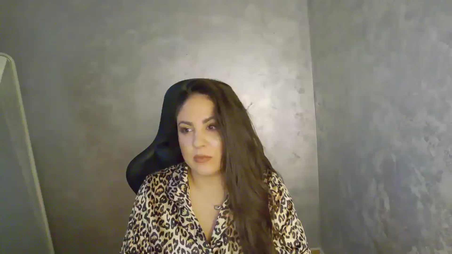 Gallery image thumbnail from NotVanilla's myfreecams stream on, 12/10/2025, 22:15 image 13 of 20