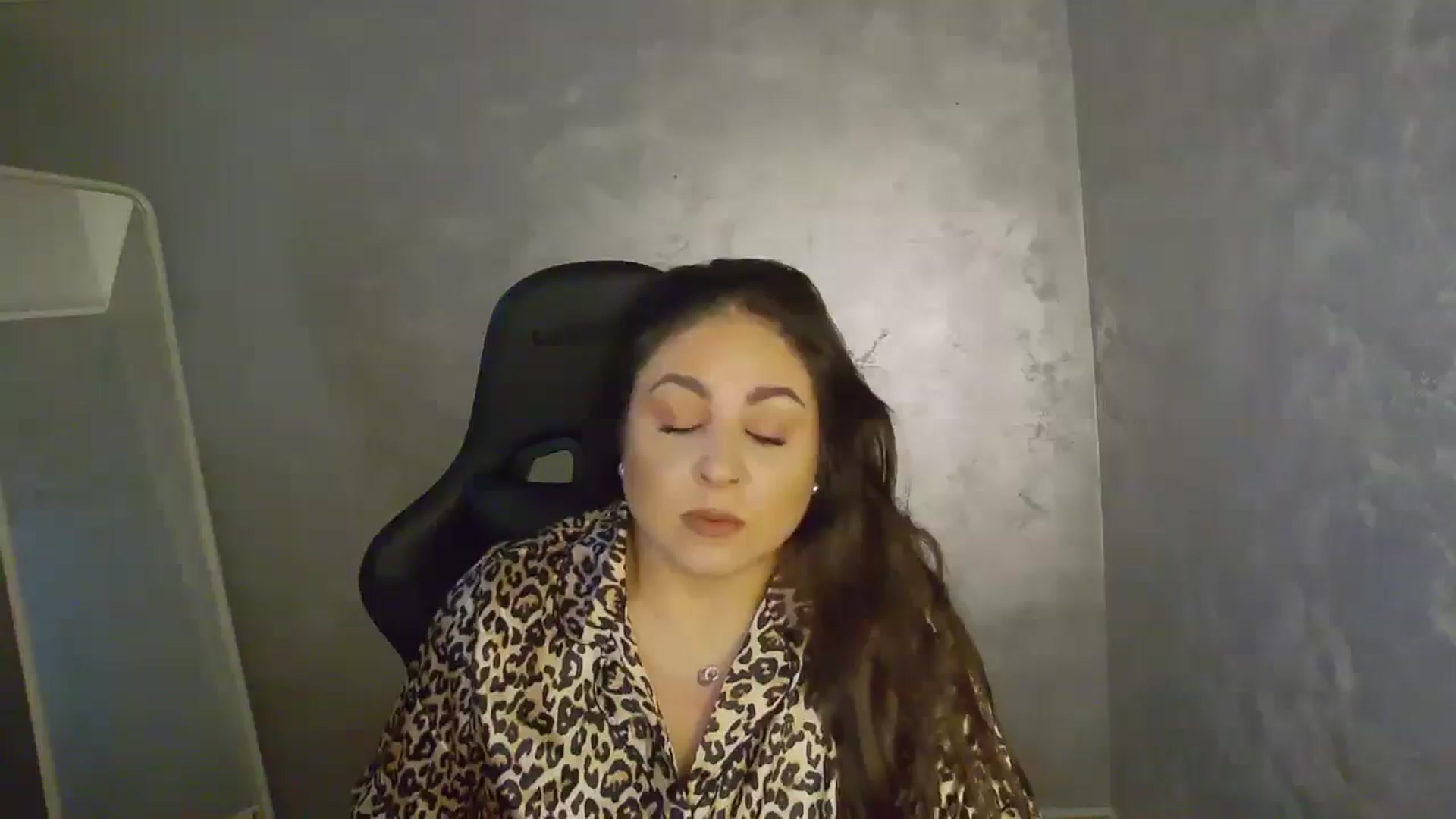 Gallery image thumbnail from NotVanilla's myfreecams stream on, 12/10/2025, 22:15 image 1 of 20