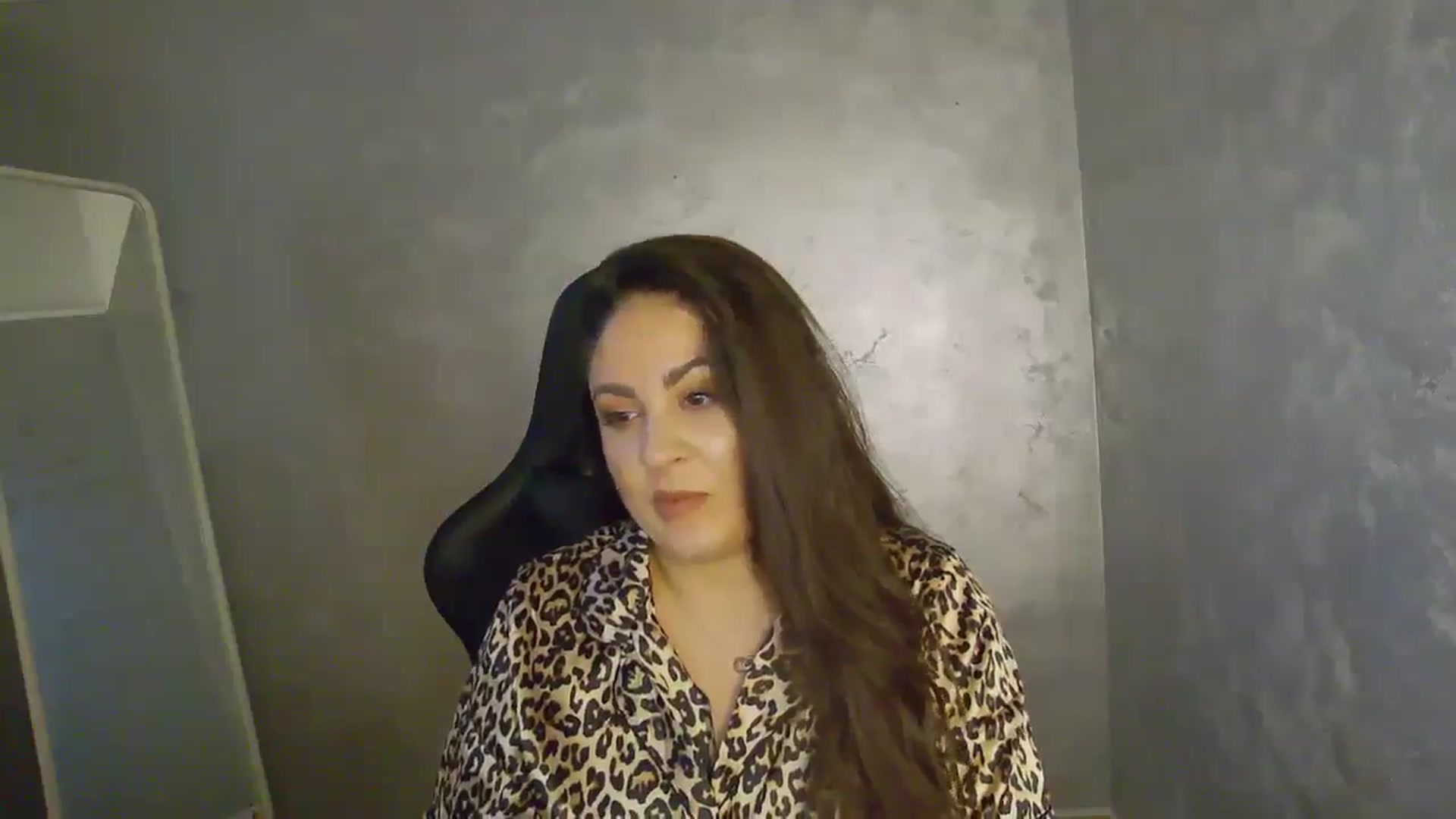 Gallery image thumbnail from NotVanilla's myfreecams stream on, 12/10/2025, 22:15 image 6 of 20