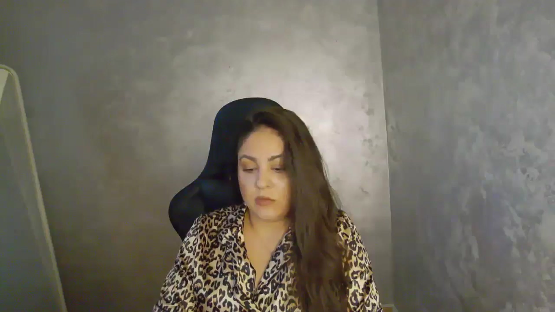 Gallery image thumbnail from NotVanilla's myfreecams stream on, 12/10/2025, 22:15 image 17 of 20