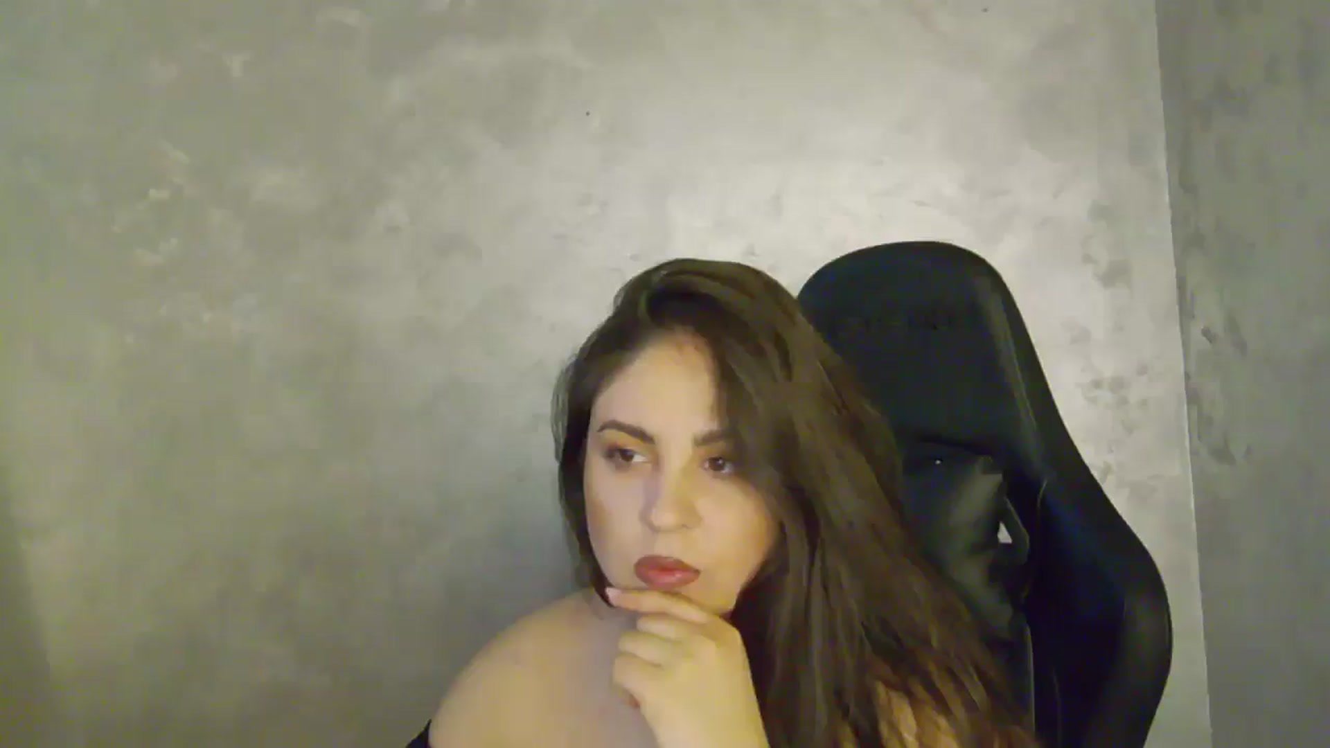 Gallery image thumbnail from NotVanilla's myfreecams stream on, 12/12/2025, 01:53 image 4 of 20