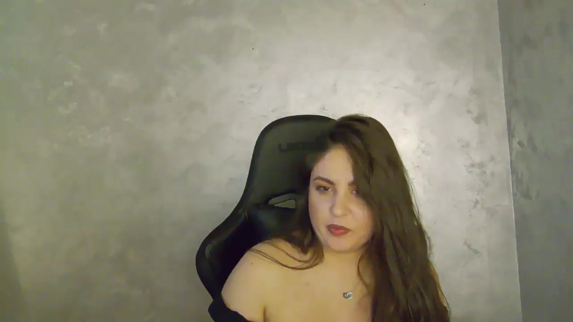 Gallery image thumbnail from NotVanilla's myfreecams stream on, 12/12/2025, 01:53 image 18 of 20