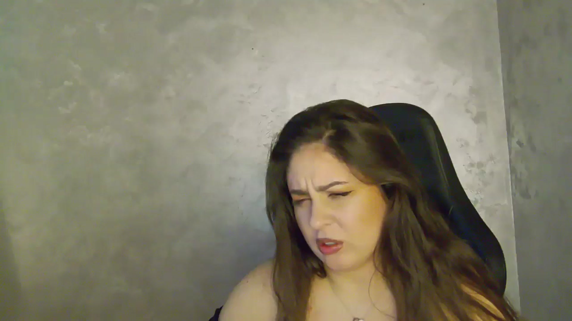 Gallery image thumbnail from NotVanilla's myfreecams stream on, 12/12/2025, 01:53 image 7 of 20
