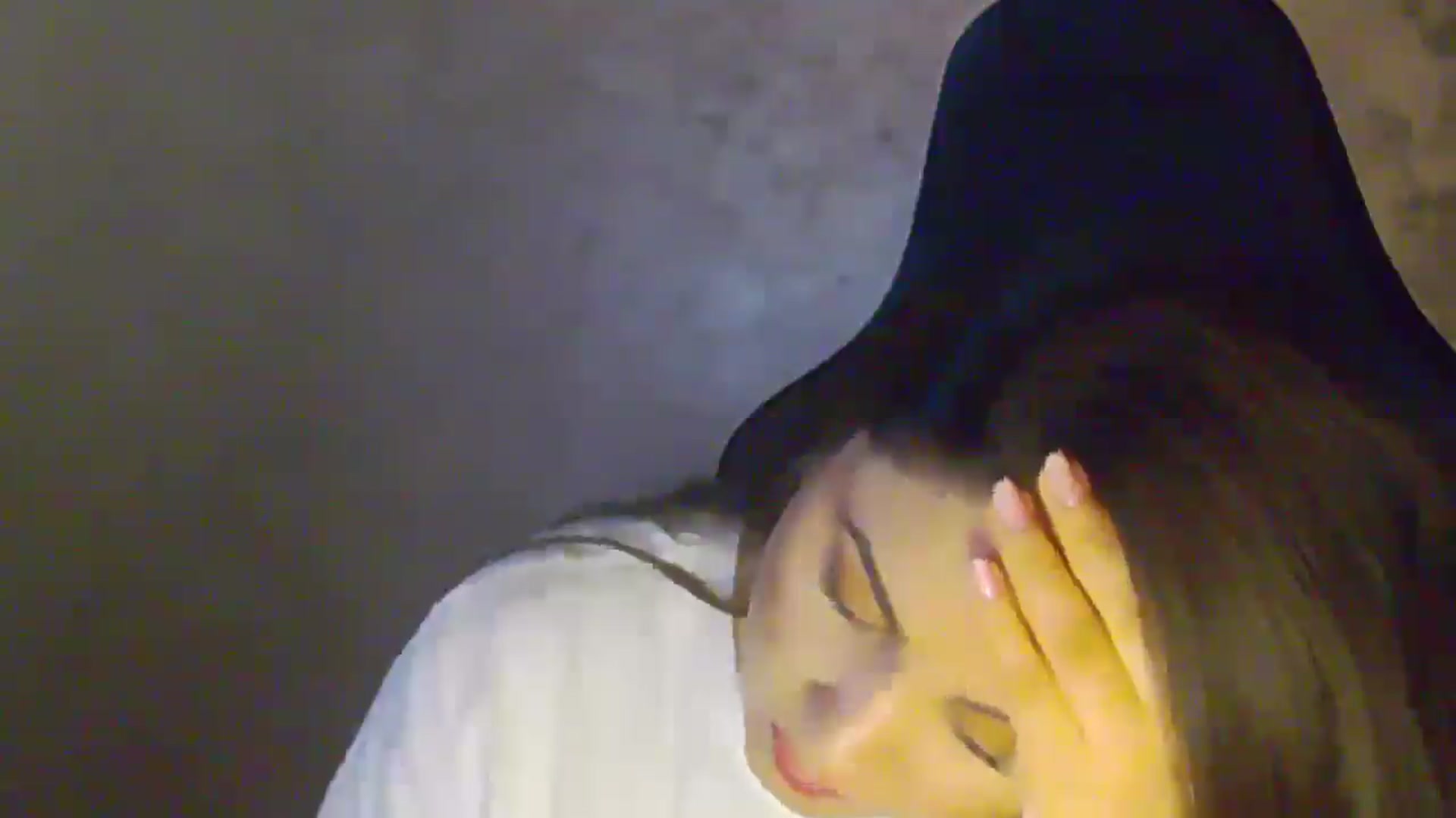 Gallery image thumbnail from NotVanilla's myfreecams stream on, 12/14/2025, 01:40 image 17 of 20