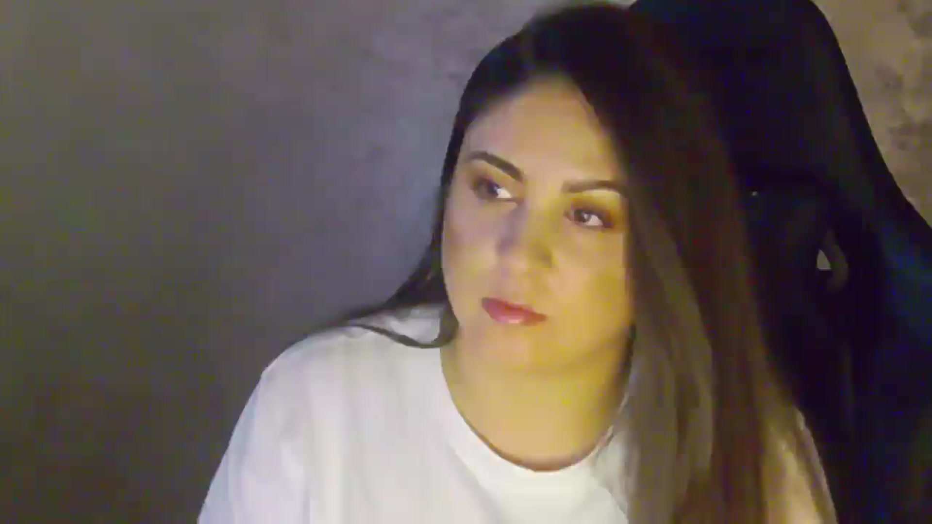 Gallery image thumbnail from NotVanilla's myfreecams stream on, 12/14/2025, 01:40 image 16 of 20
