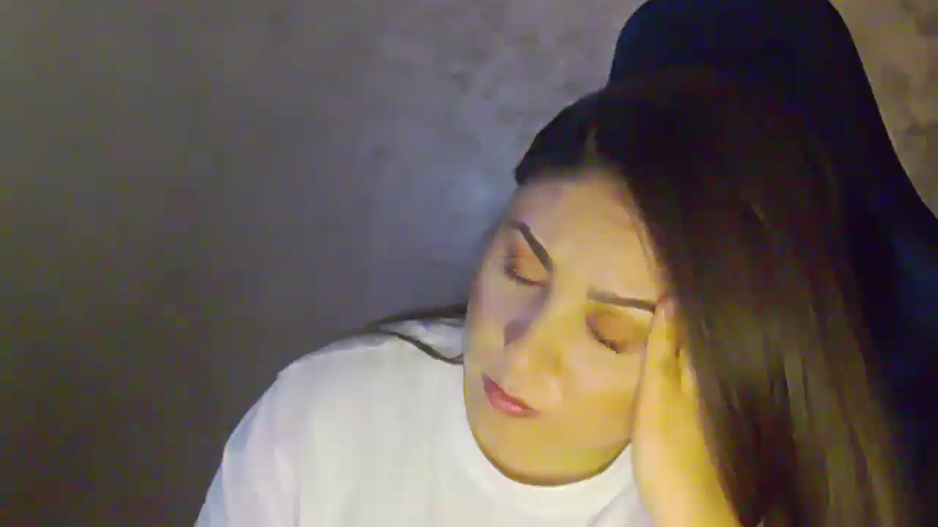 Gallery image thumbnail from NotVanilla's myfreecams stream on, 12/14/2025, 01:40 image 13 of 20