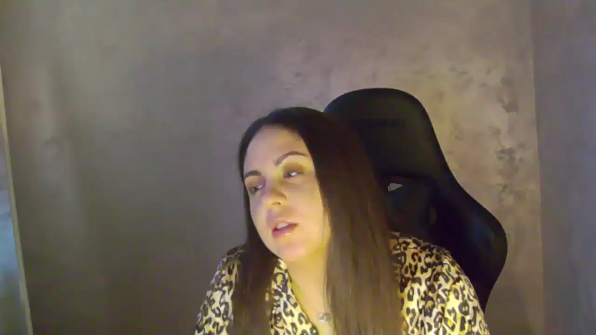 Gallery image thumbnail from NotVanilla's myfreecams stream on, 12/14/2025, 06:19 image 4 of 20