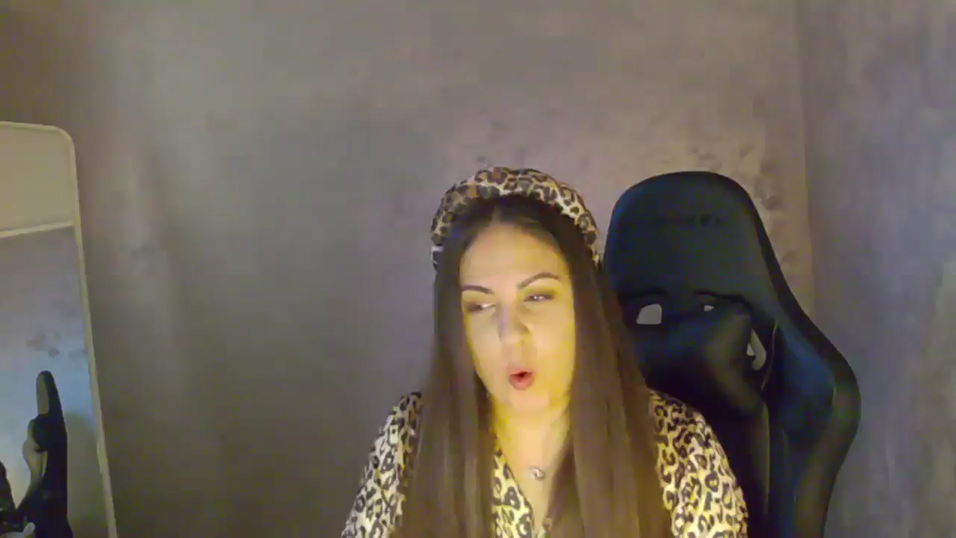 Gallery image thumbnail from NotVanilla's myfreecams stream on, 12/14/2025, 06:19 image 18 of 20