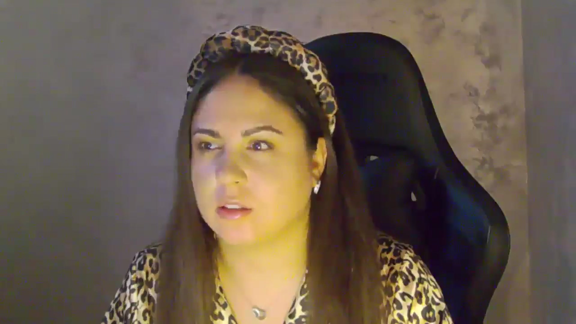 Gallery image thumbnail from NotVanilla's myfreecams stream on, 12/14/2025, 06:19 image 13 of 20
