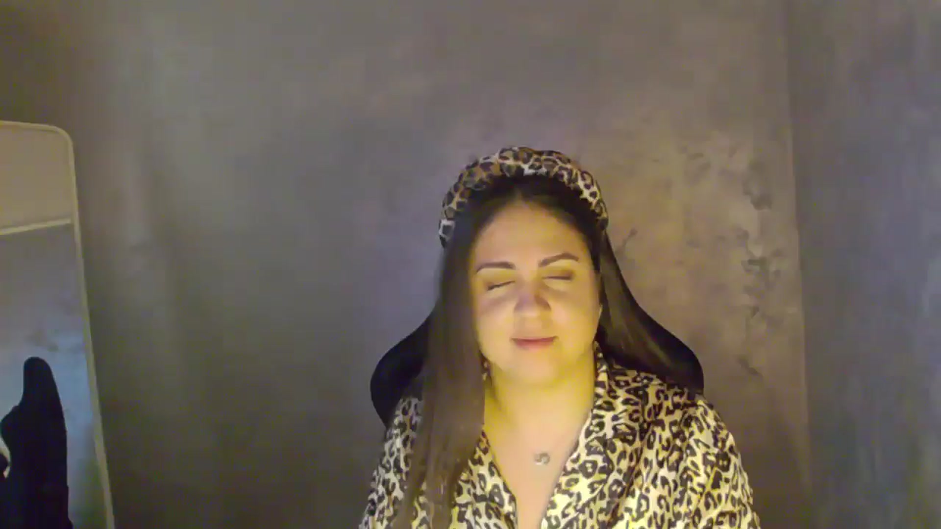 Gallery image thumbnail from NotVanilla's myfreecams stream on, 12/14/2025, 06:19 image 16 of 20