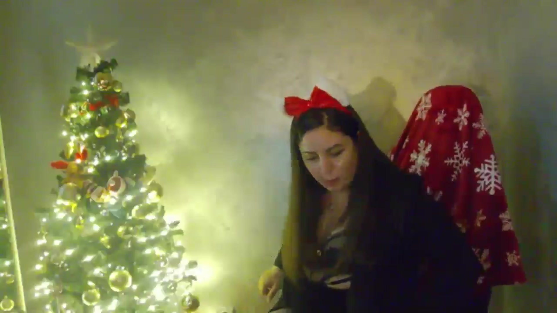 Gallery image thumbnail from NotVanilla's myfreecams stream on, 12/17/2025, 24:33 image 9 of 20