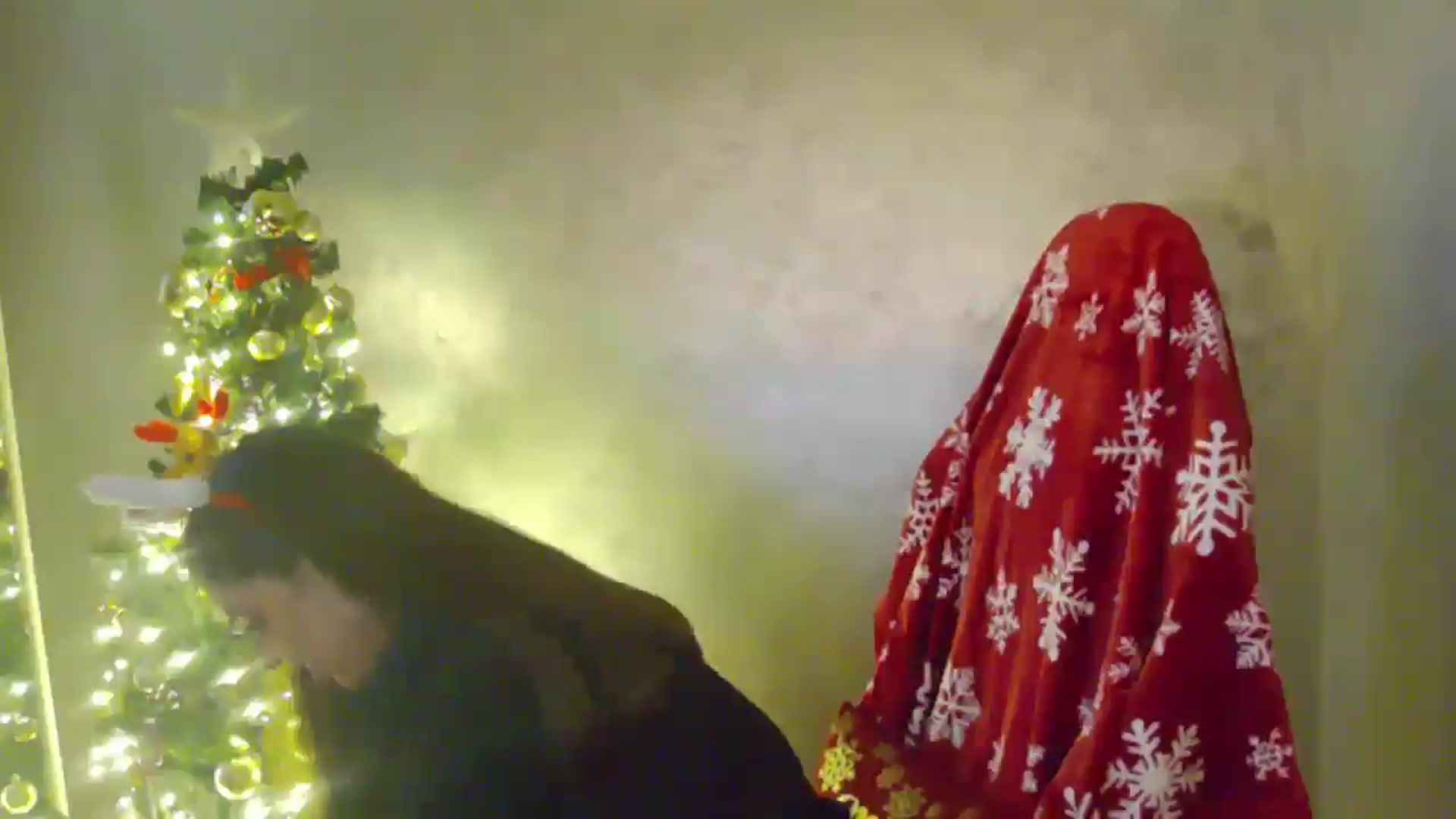 Gallery image thumbnail from NotVanilla's myfreecams stream on, 12/17/2025, 24:33 image 11 of 20