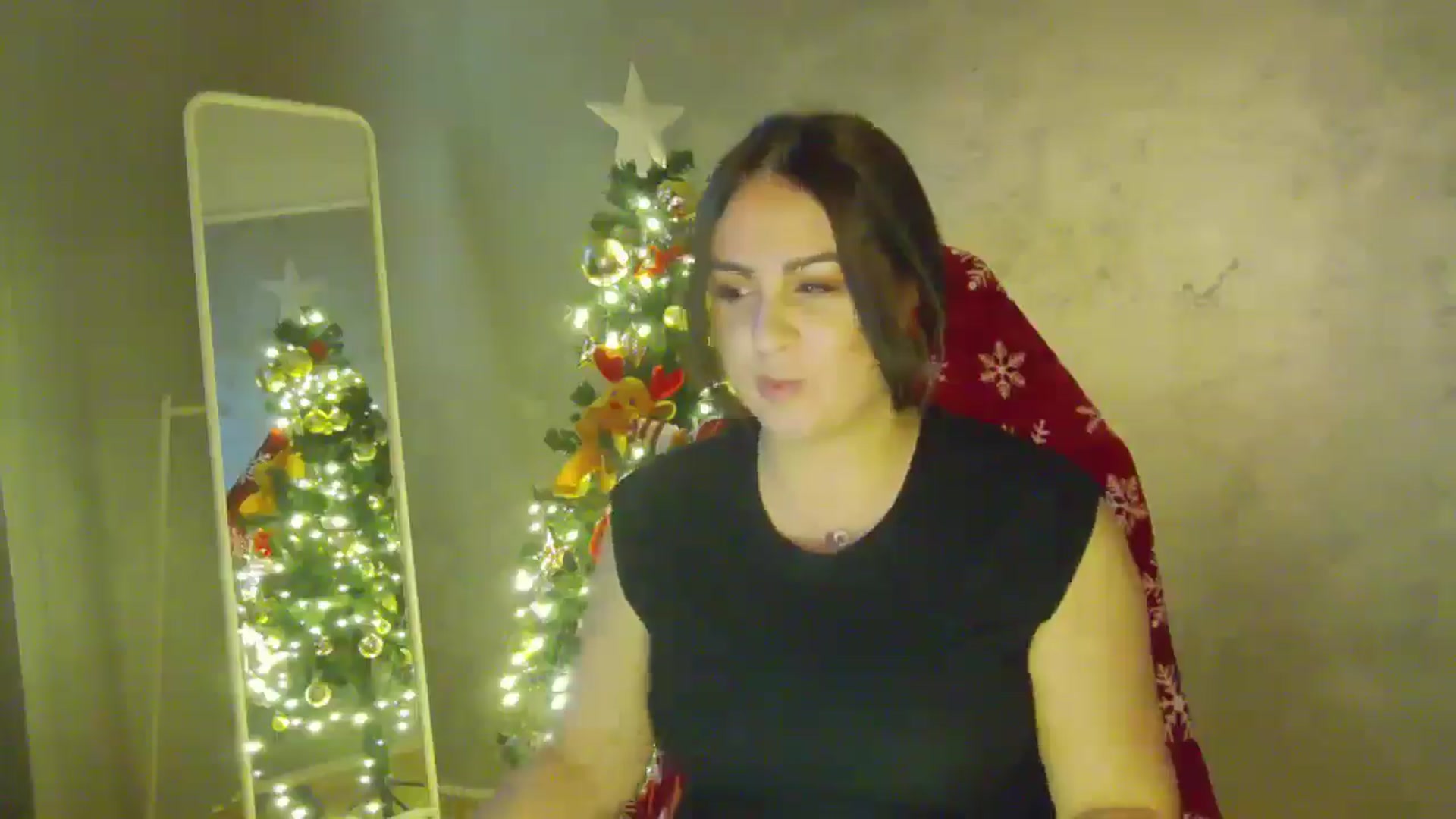 Gallery image thumbnail from NotVanilla's myfreecams stream on, 12/19/2025, 22:33 image 12 of 20