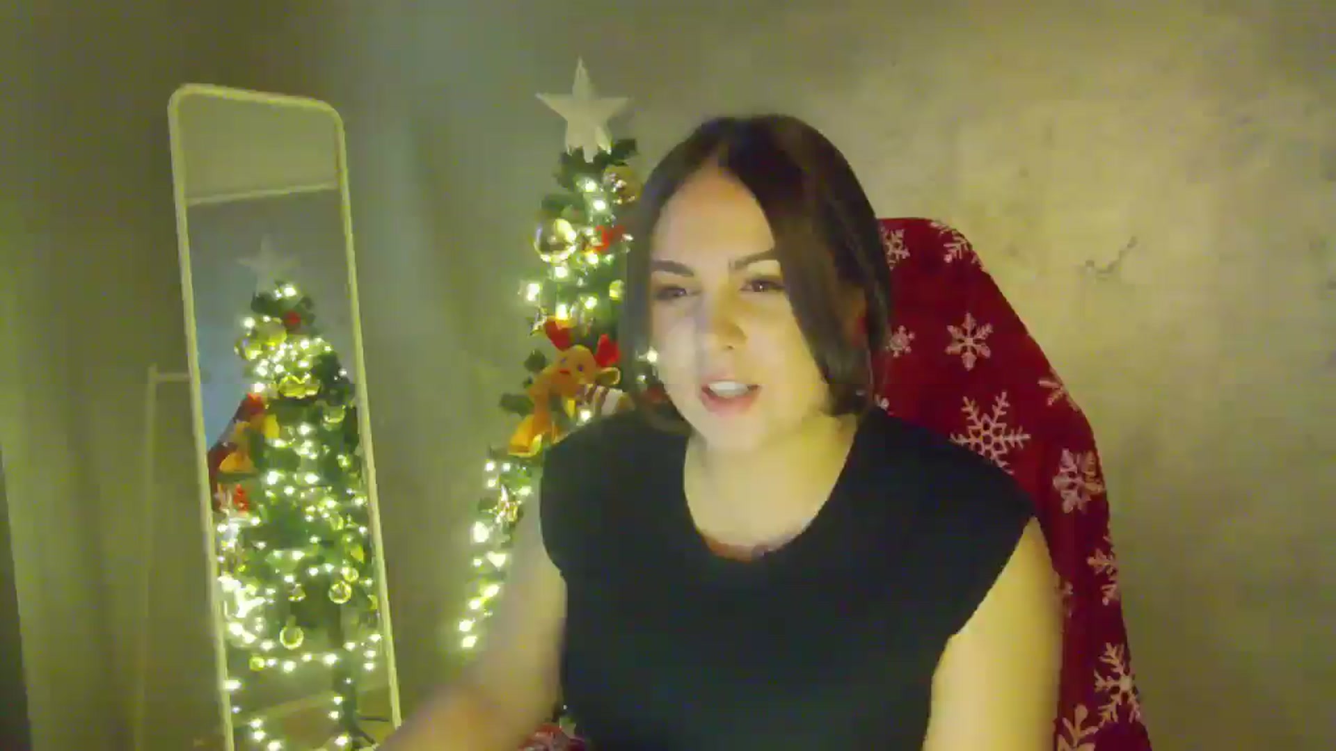 Gallery image thumbnail from NotVanilla's myfreecams stream on, 12/19/2025, 22:33 image 17 of 20