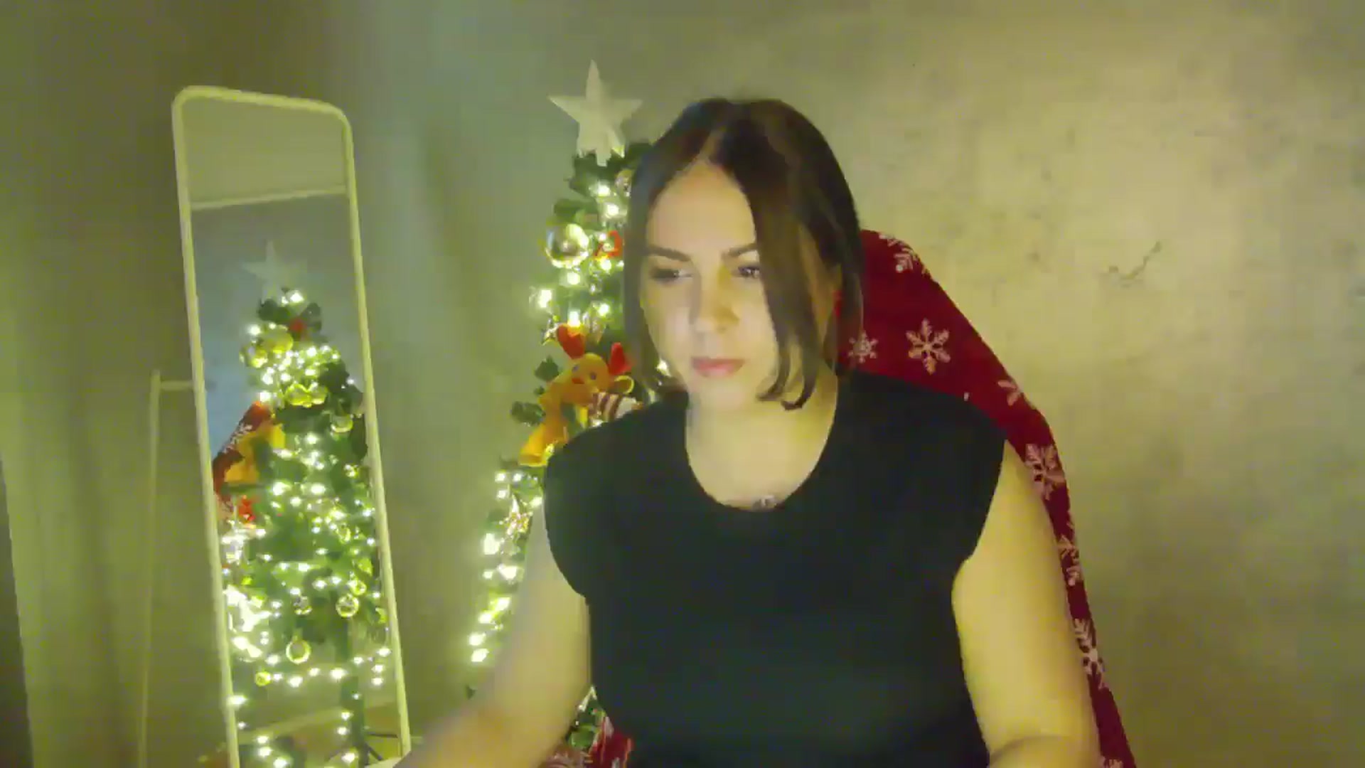 Gallery image thumbnail from NotVanilla's myfreecams stream on, 12/19/2025, 22:33 image 13 of 20