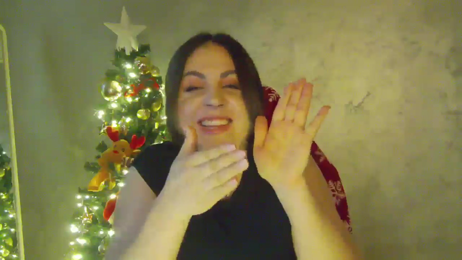 Gallery image thumbnail from NotVanilla's myfreecams stream on, 12/19/2025, 22:33 image 7 of 20