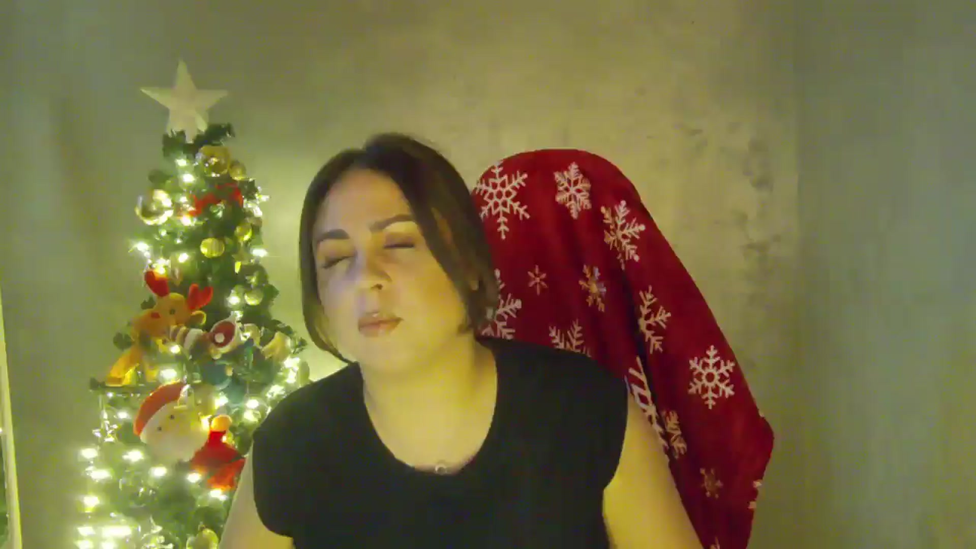 Gallery image thumbnail from NotVanilla's myfreecams stream on, 12/20/2025, 05:32 image 1 of 20