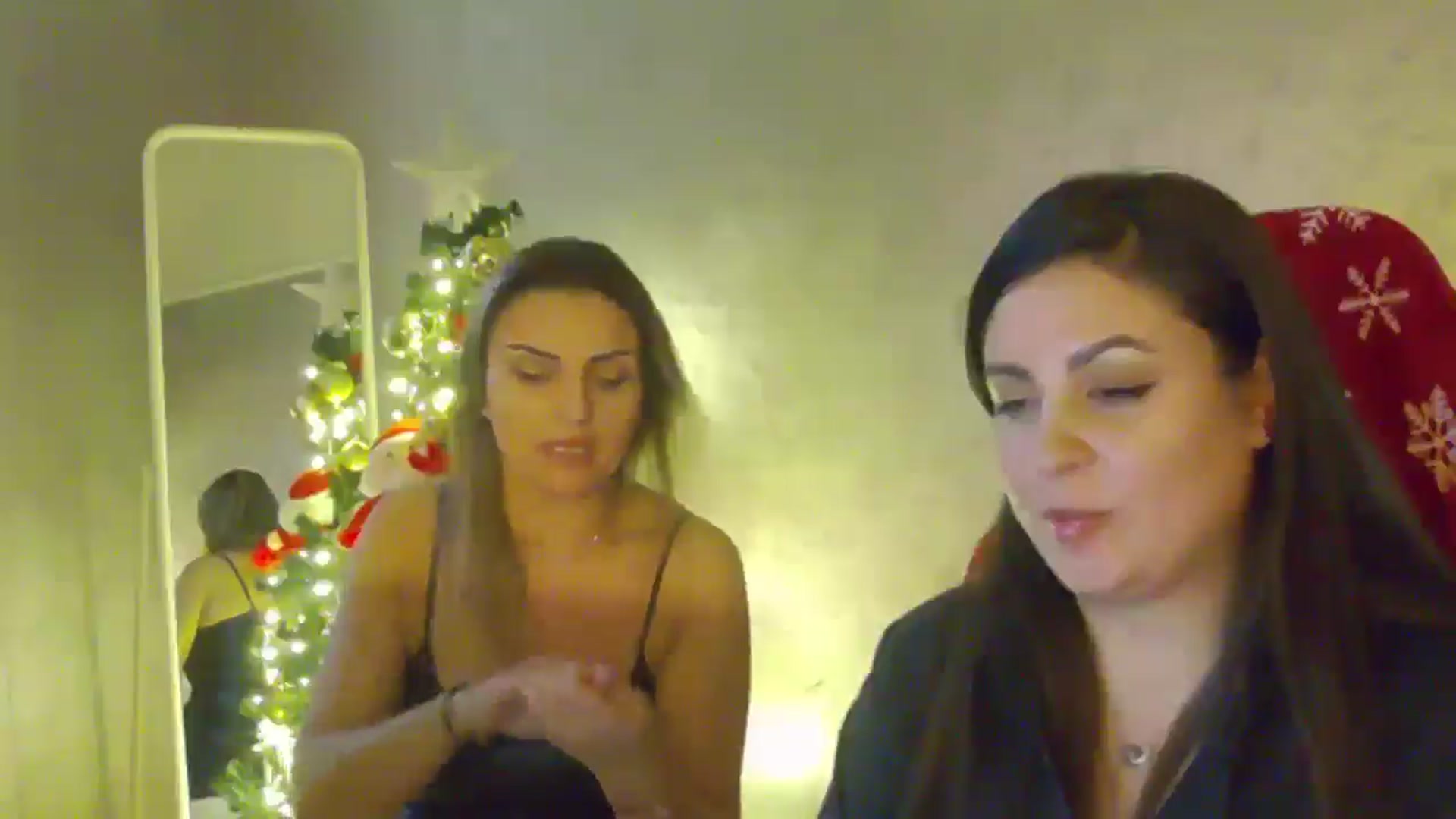 Gallery image thumbnail from NotVanilla's myfreecams stream on, 12/21/2025, 03:39 image 17 of 20