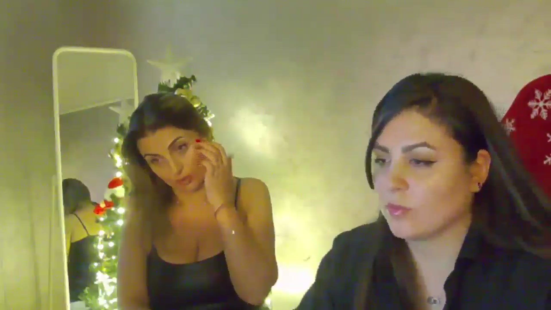 Gallery image thumbnail from NotVanilla's myfreecams stream on, 12/21/2025, 03:39 image 9 of 20