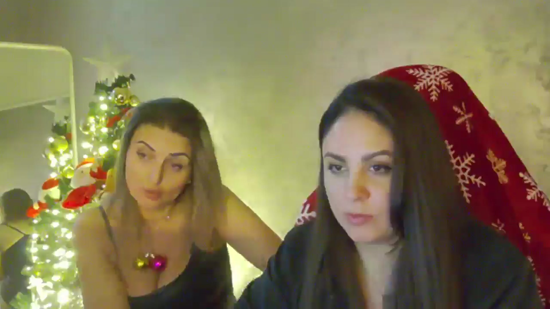 Gallery image thumbnail from NotVanilla's myfreecams stream on, 12/21/2025, 05:10 image 14 of 20