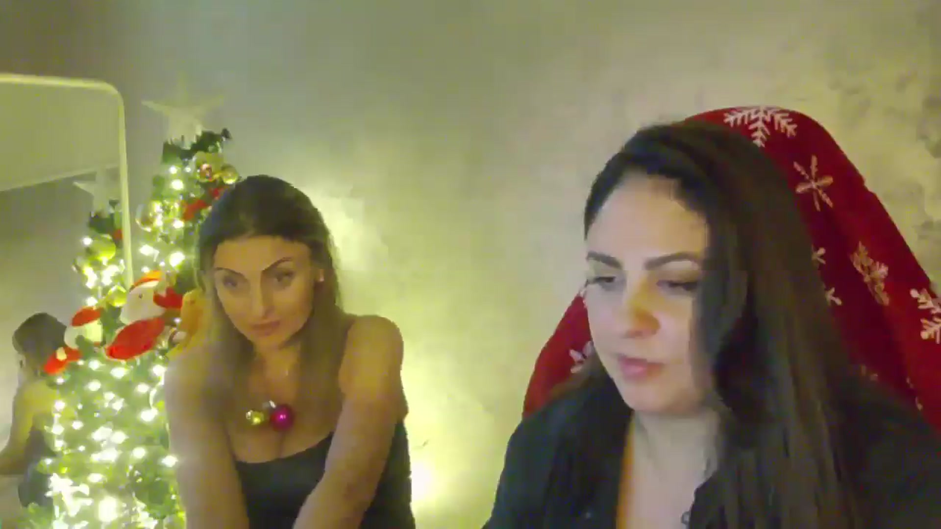 Gallery image thumbnail from NotVanilla's myfreecams stream on, 12/21/2025, 05:10 image 8 of 20