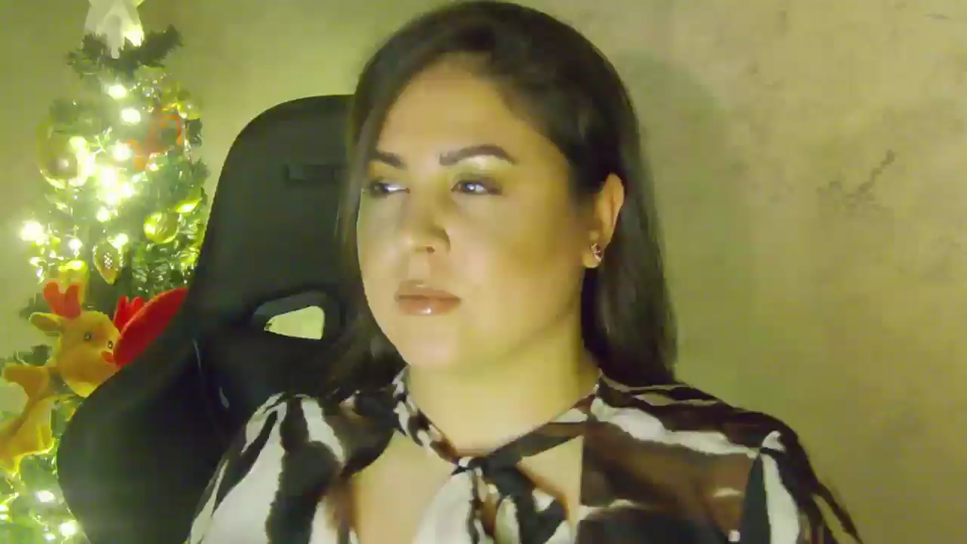Gallery image thumbnail from NotVanilla's myfreecams stream on, 12/27/2025, 03:59 image 9 of 20