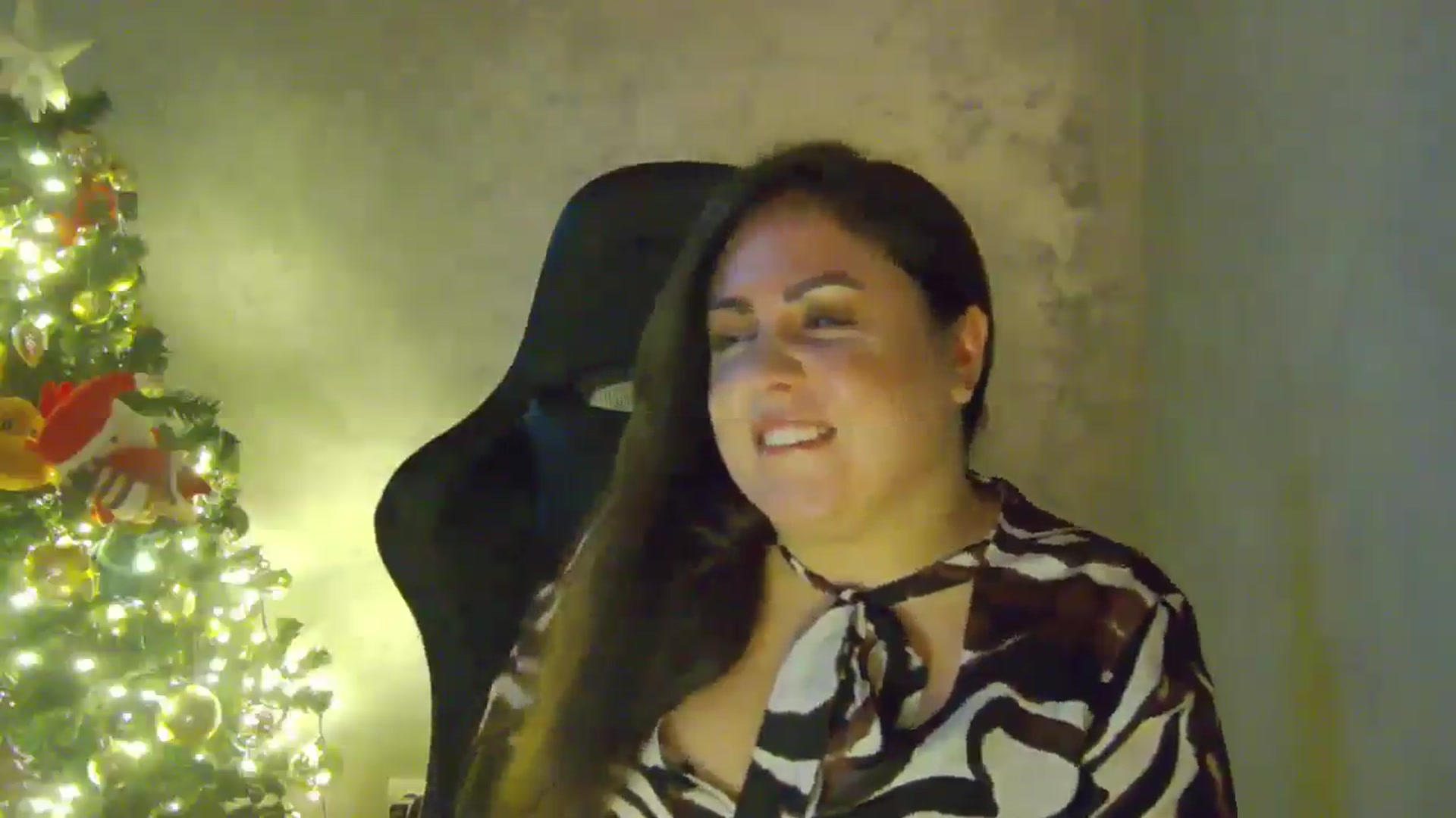 Gallery image thumbnail from NotVanilla's myfreecams stream on, 12/27/2025, 05:58 image 6 of 20
