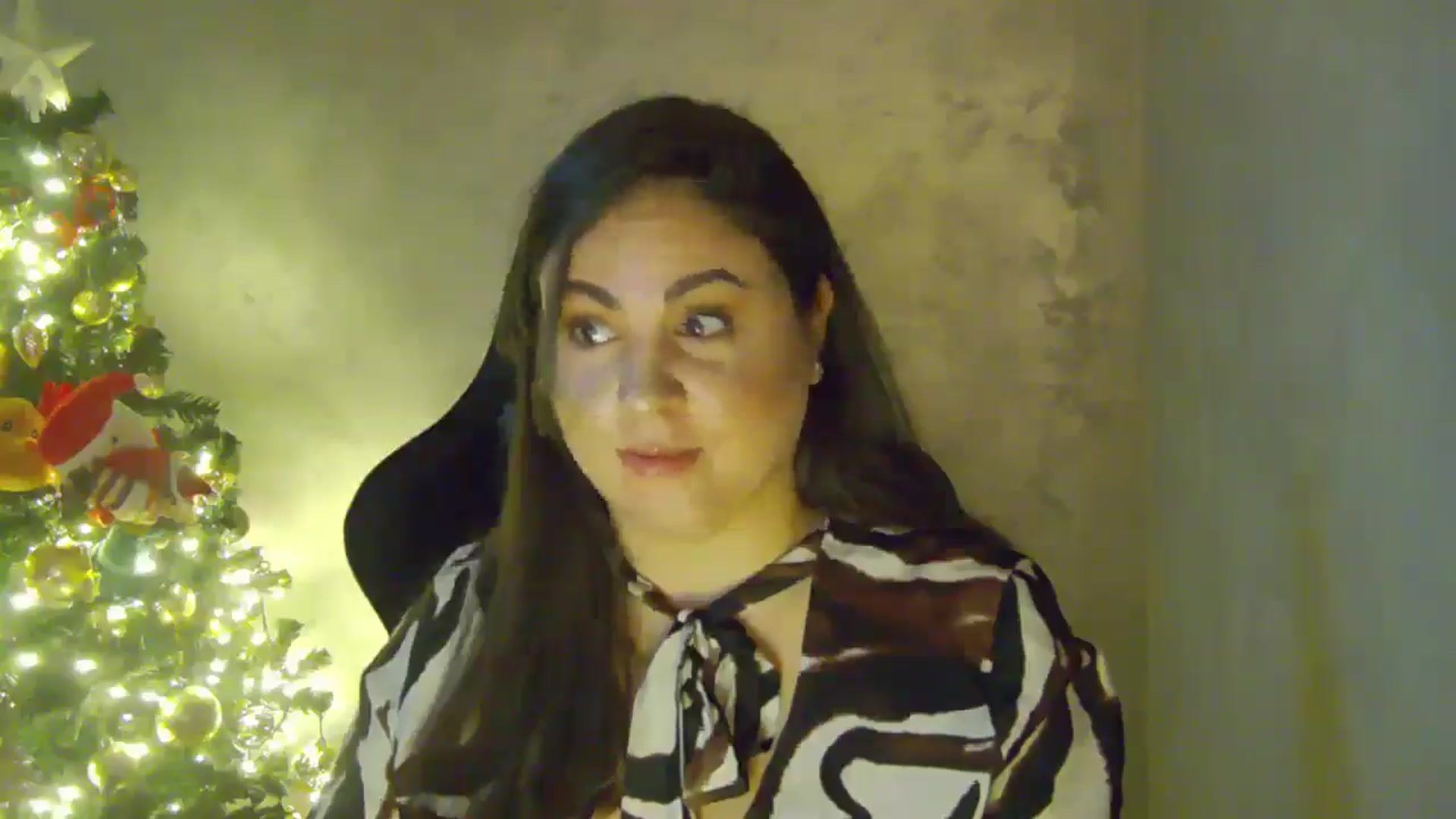Gallery image thumbnail from NotVanilla's myfreecams stream on, 12/27/2025, 05:58 image 3 of 20
