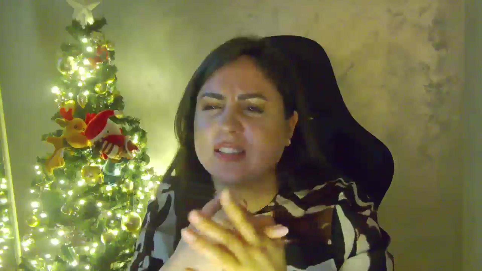 Gallery image thumbnail from NotVanilla's myfreecams stream on, 12/27/2025, 05:58 image 16 of 20