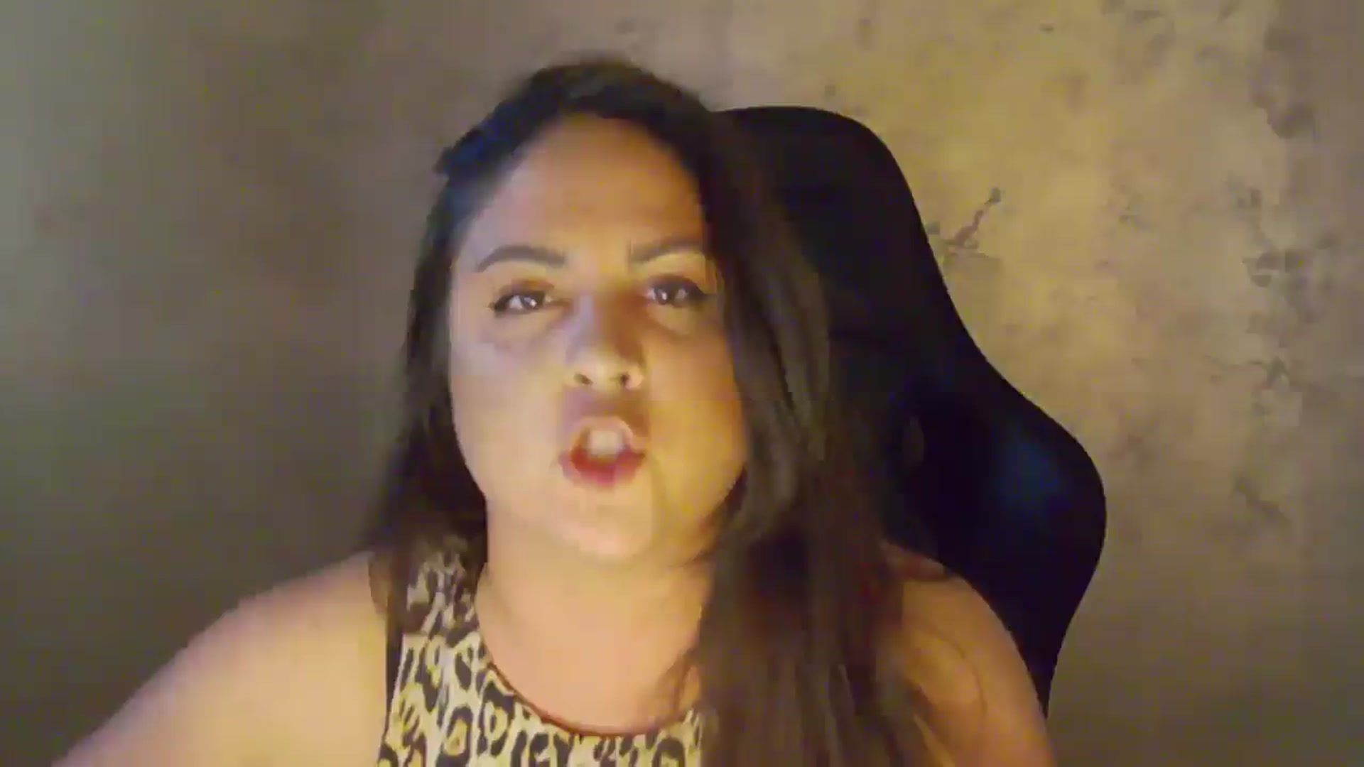 Gallery image thumbnail from NotVanilla's myfreecams stream on, 12/28/2025, 03:34 image 3 of 20