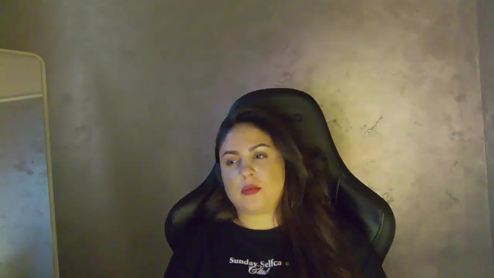 Gallery image thumbnail from NotVanilla's myfreecams stream on, 12/29/2025, 03:42 image 1 of 20